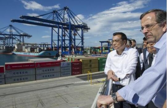 国家领导人视察港口指导进出口贸易